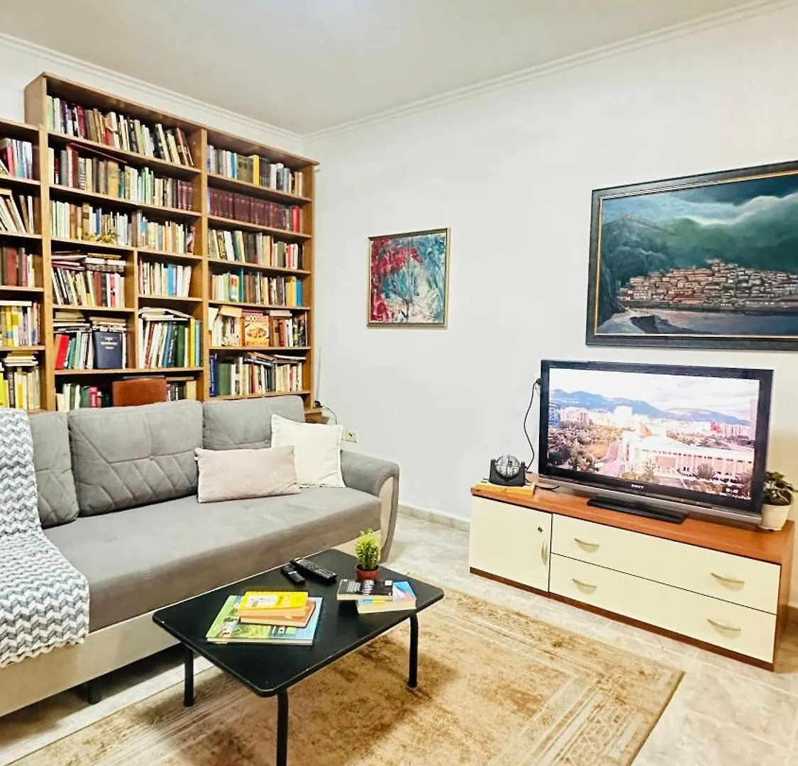 Villa Central Duplex Tirana Up To 10 Guests 2 Baths & Kitchen