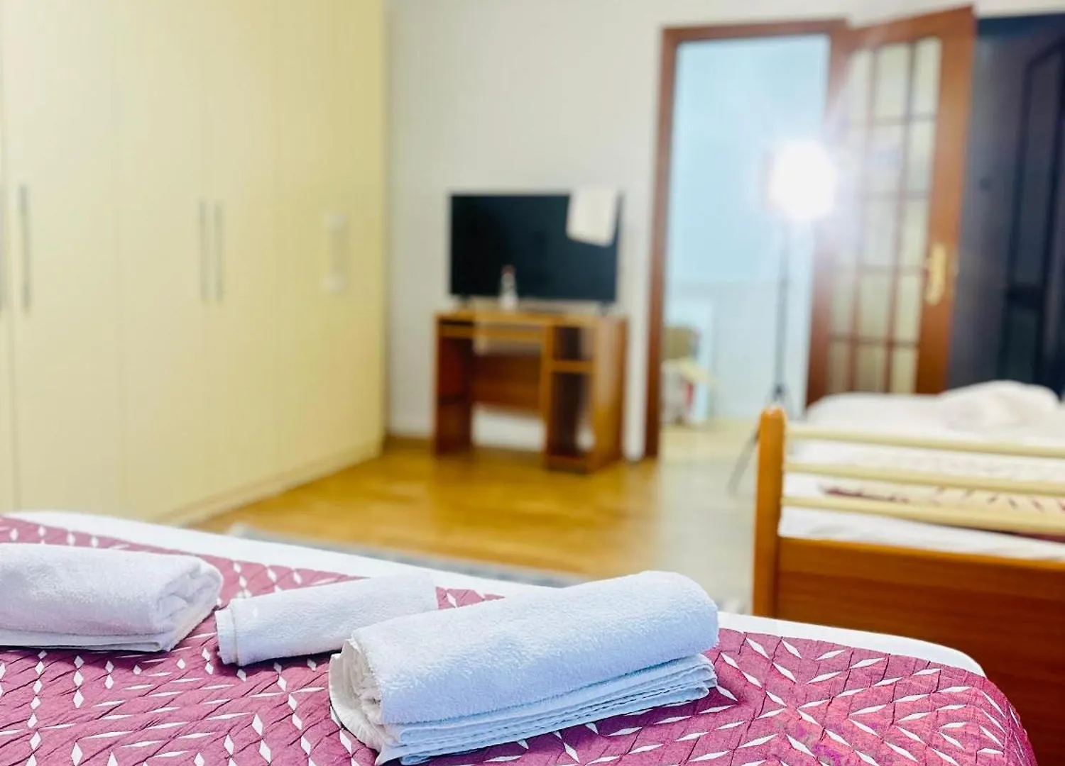 Villa Central Duplex Tirana Up To 10 Guests 2 Baths & Kitchen