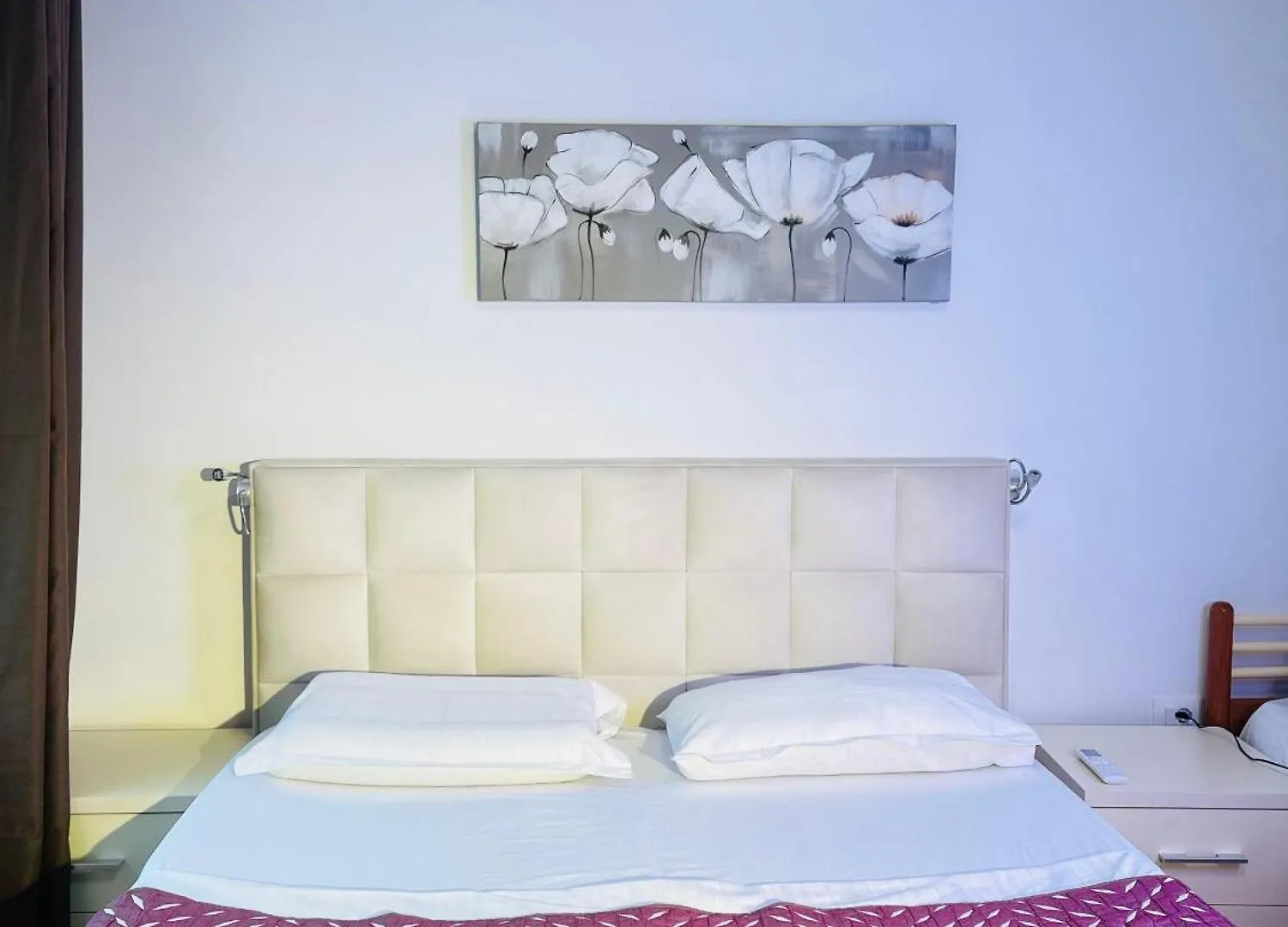 Central Duplex Tirana Up To 10 Guests 2 Baths & Kitchen